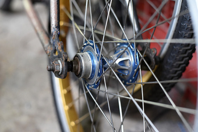 自行车零售与存放架 一站式解决方案